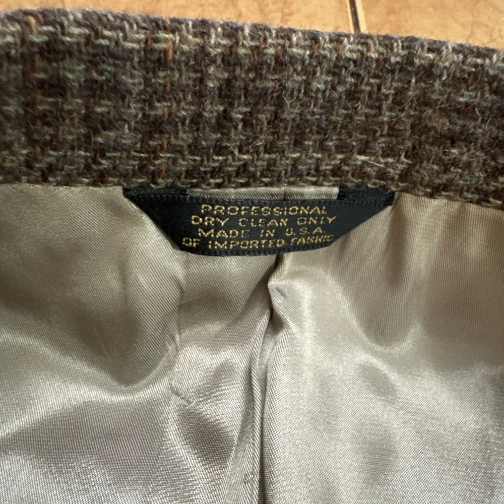 Vintage Corbin Men's Sport Coat Sz 44R  Tweed Wool Blazer Jacket Made in USA